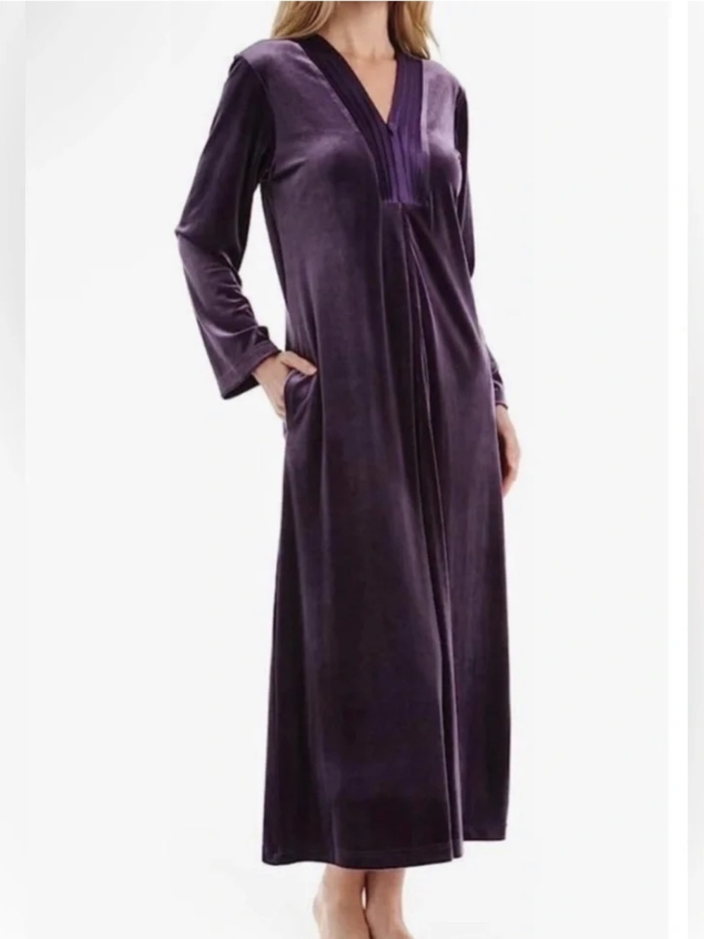 Oscar de la Renta pink label Purple Velvet Long Sleeve Caftan Nightgown Sz L